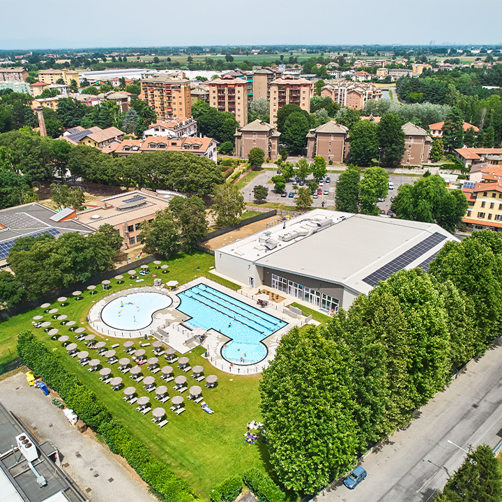 Piscina "Aquamore"