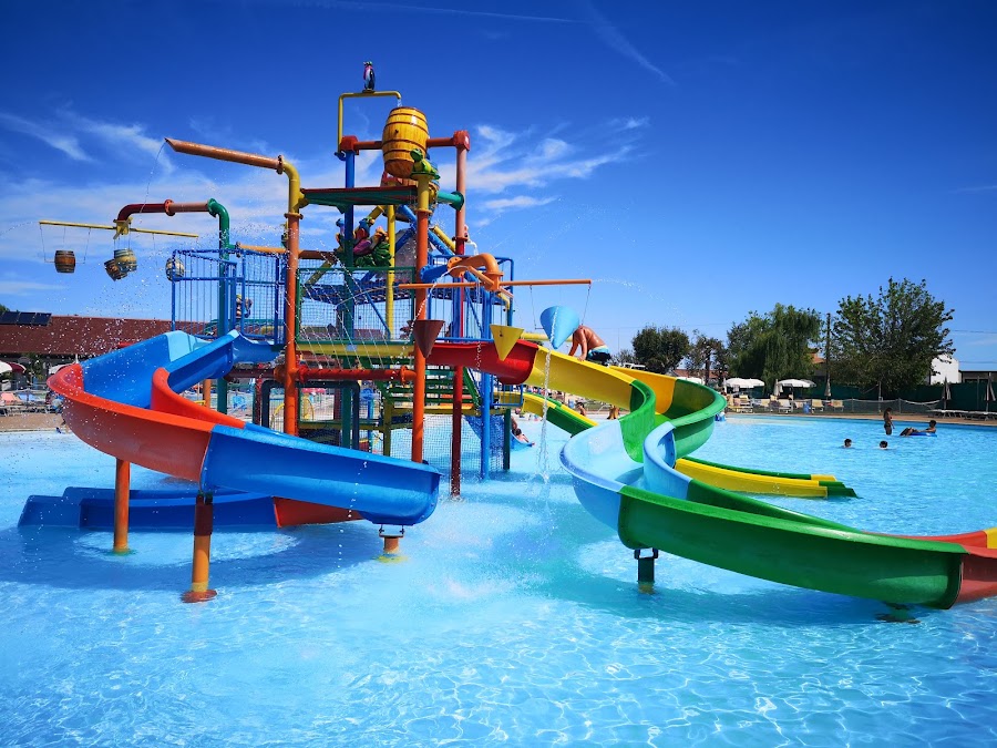 CastelBeach