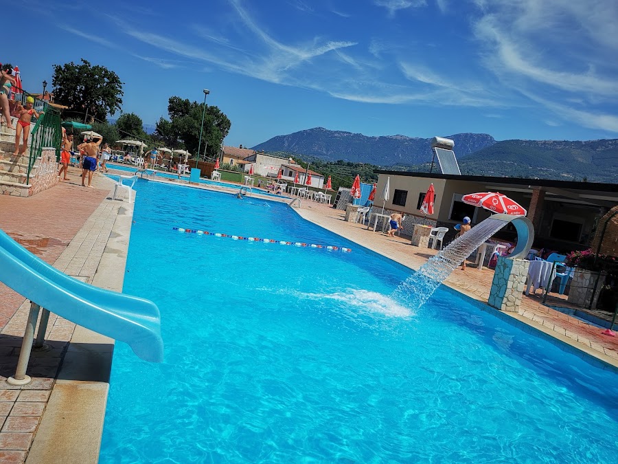 Piscina Onda Blu