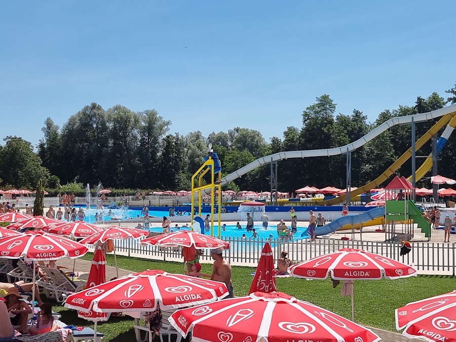 Waves Pool