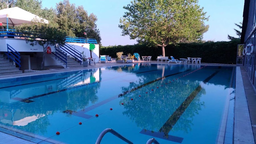 Piscina scoperta