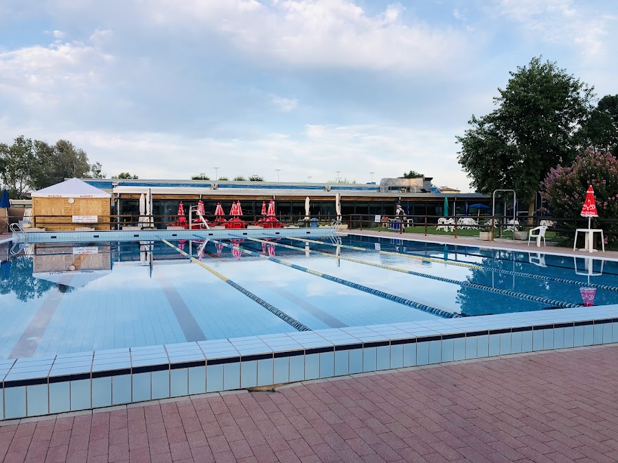 Piscine Leosport