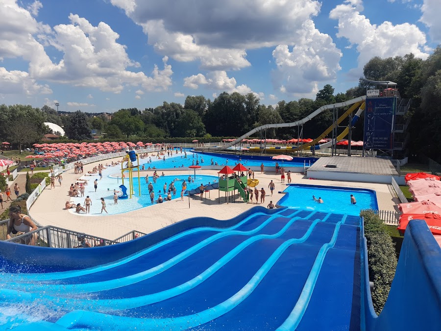 Waves Pool